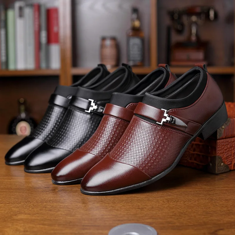 Spring/Autumn Loafers Male Casual Business Luxury Formal Shoes Men Patent Leather Wedding Shoes Slip-On Men Dress Shoes Solid