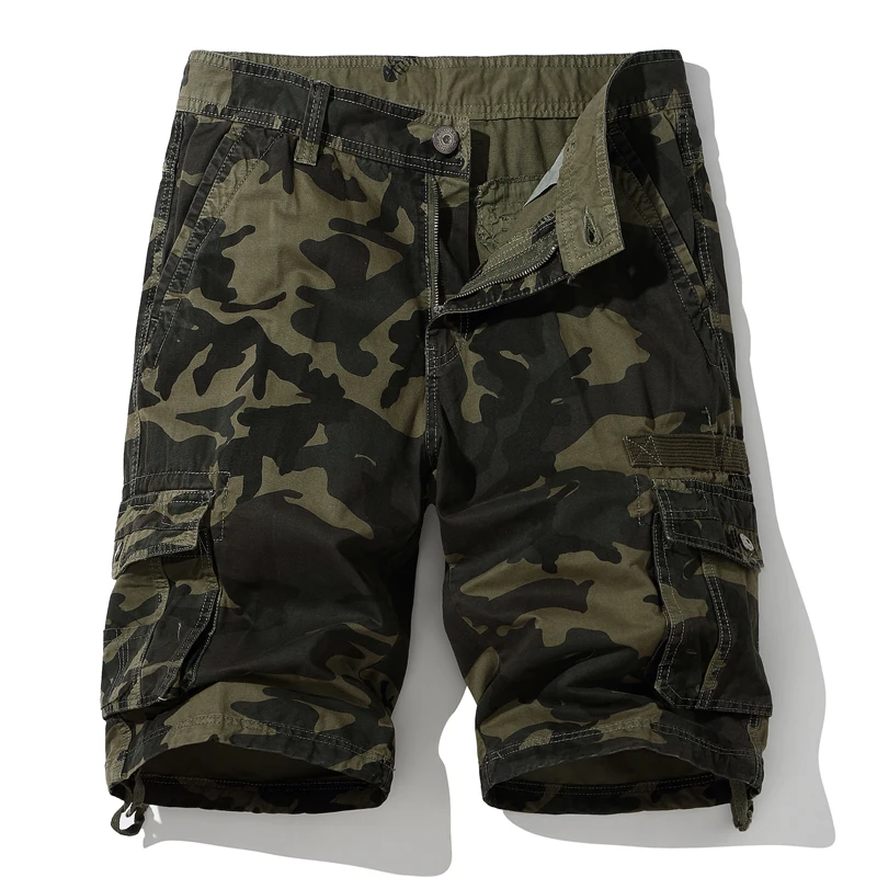 thumbnail image 1 of Pantalones cortos cargo de camuflaje con múltiples bolsillos y cinco puntos de gran tamaño para hombre, 1 of 4
