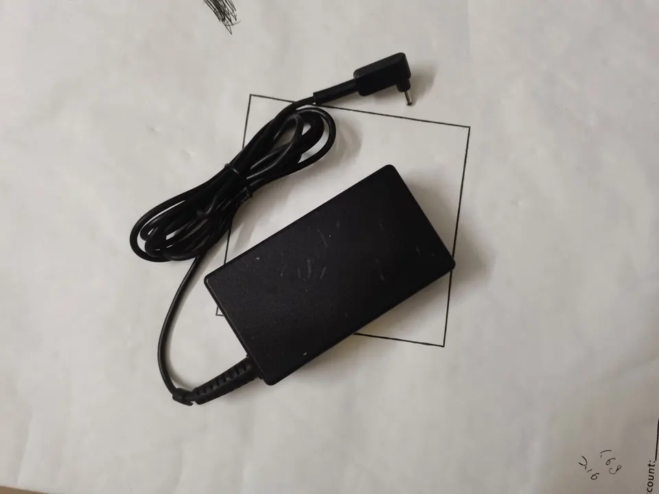 Alimentatore CHICONY 19V 3.42A 65W Per Laptop - Modello A18-065N3A, Usato Ma Funzionante