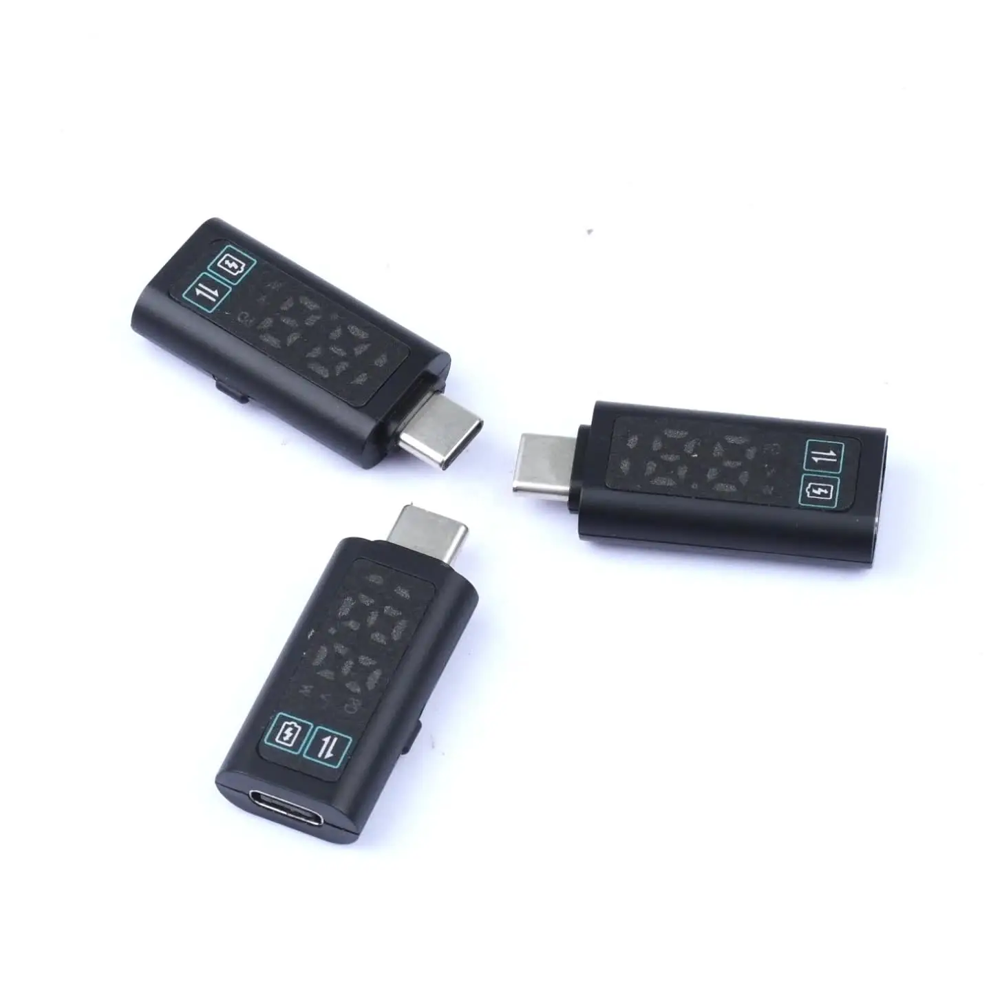 occkic Зарядное устройство с дисплеем 100W Type C