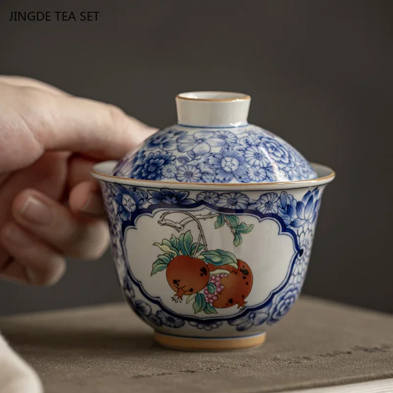 1PCS 140ML premium ceramic gaiwan blue and white porcelain Chinese retro handmade Beauty tea infuser high-end tea set gift