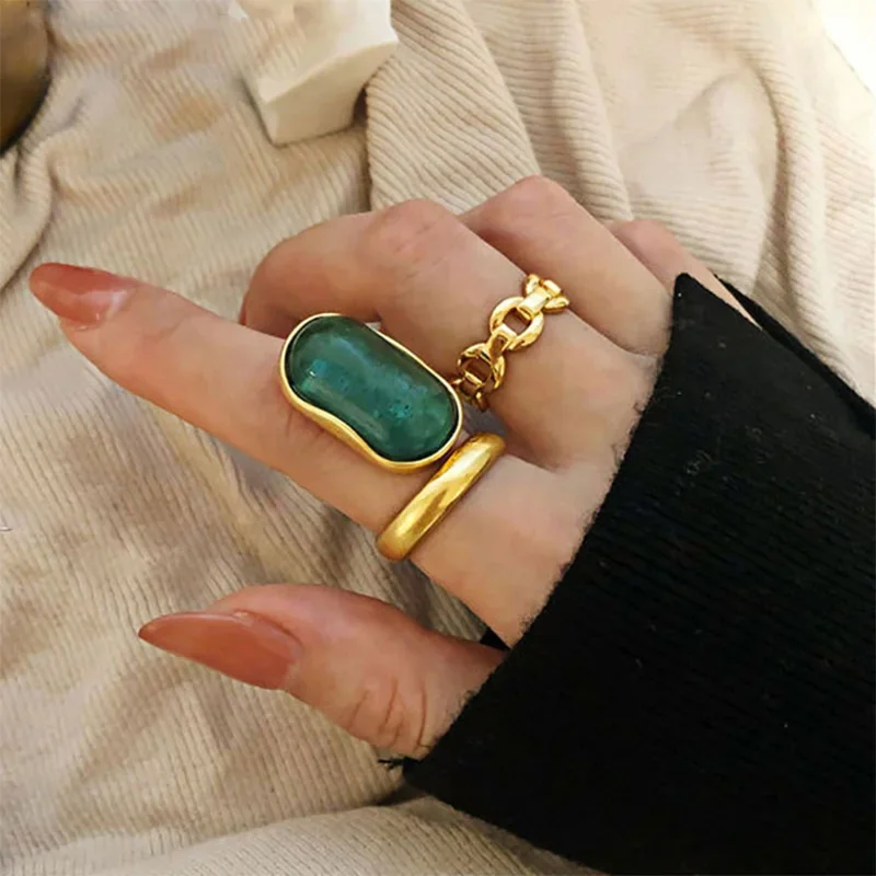 

Unique Gold Plated Wedding Rings for Women Ladies Vintage Creative Design Green Stone France Retro Party Bride Fine Jewelry