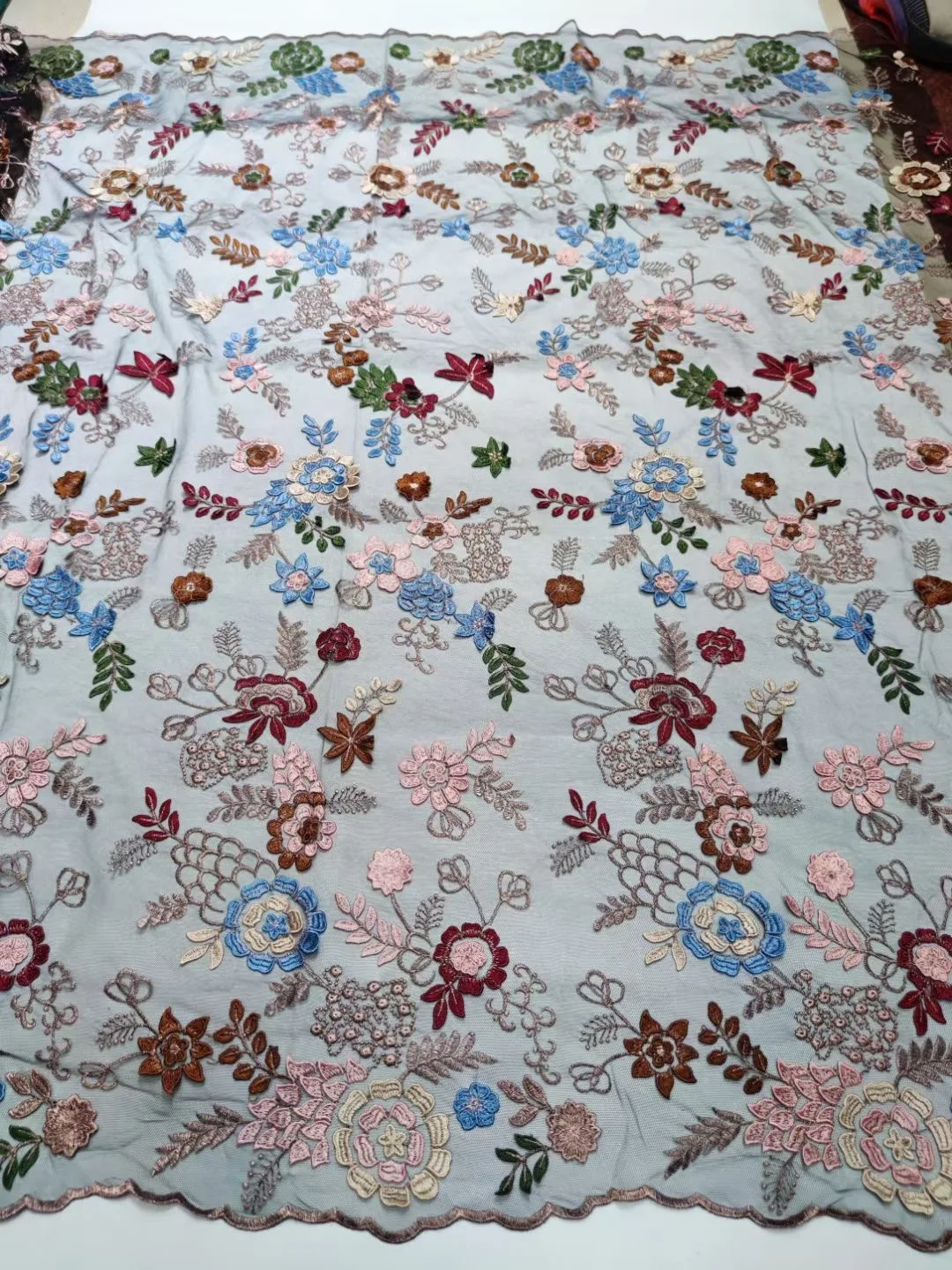 

(5 ярдов/шт.) высококачественное изящное и аккуратное вышитое французское Сетчатое кружево с цветами, Африканское Тюлевое кружево для вечернего платья FYY131