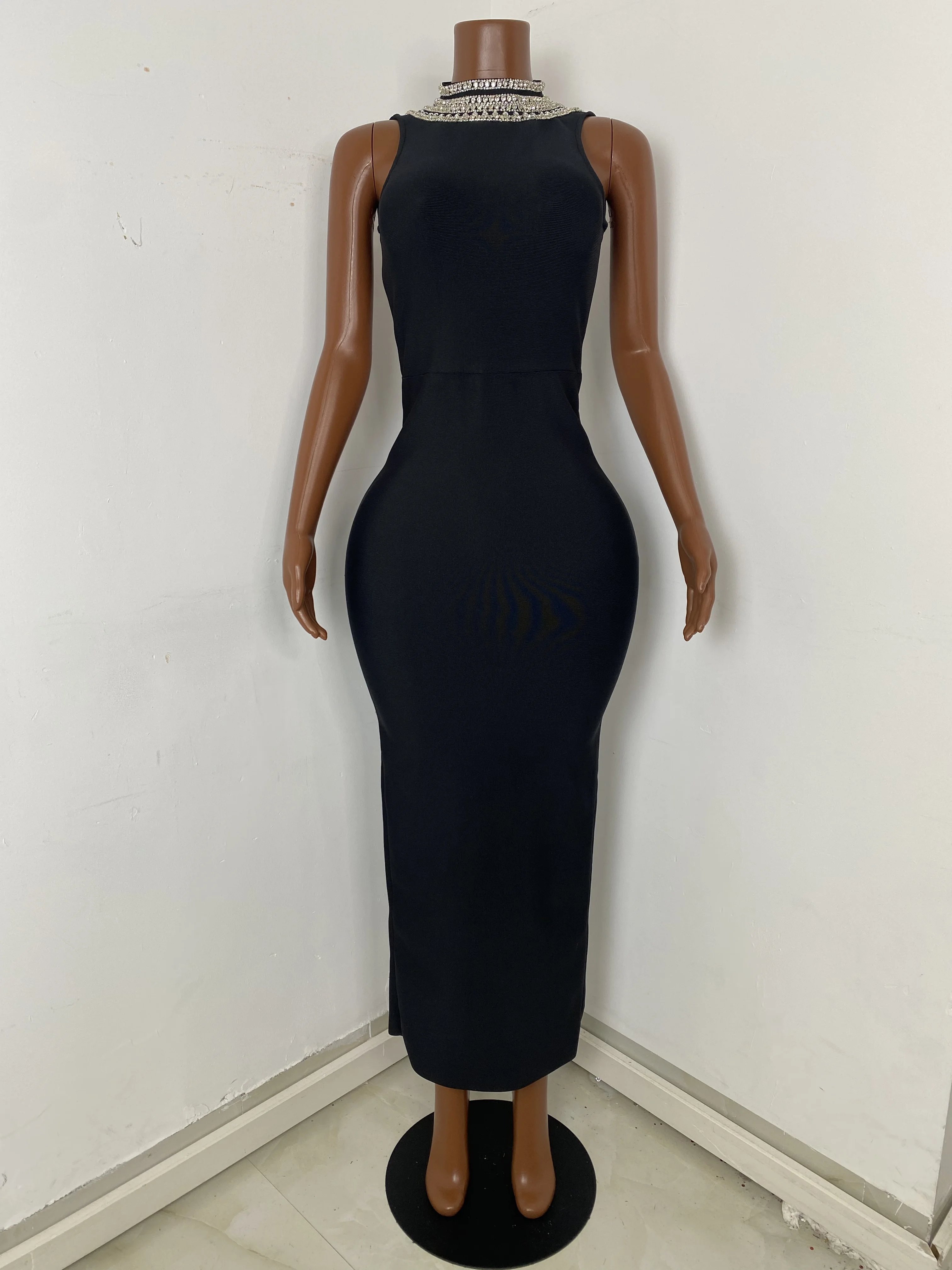 princess polly baby blue dress Rihanna is a Backless Dress Babe: Photo 2088642 | Rihanna Photos main image 1