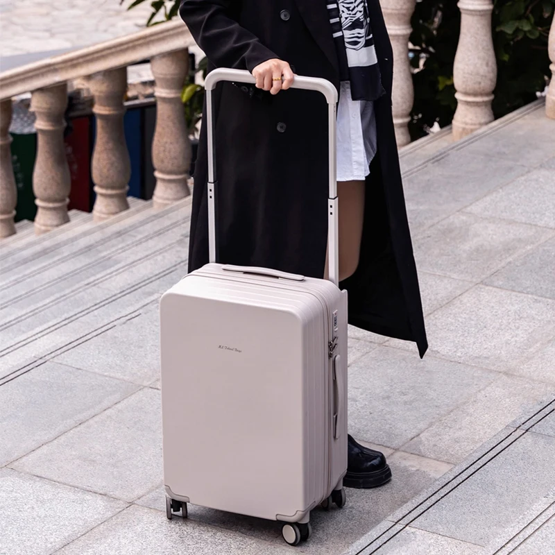 High Quality Wide Trolley Suitcase 20 inch Small Boarding Case PC Lightweight Roller Zip Suitcase