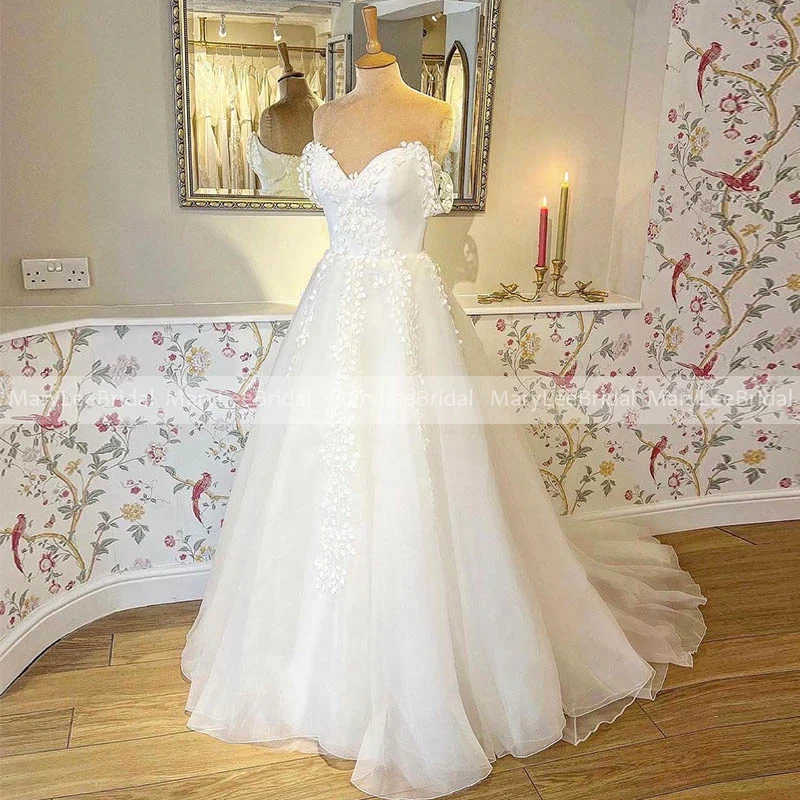 

Princess Ball Gown White Wedding Dress Sweetheart Neckline 3D Lace Applique Bridal Gown for Pastoral Wedding vestido de noivia