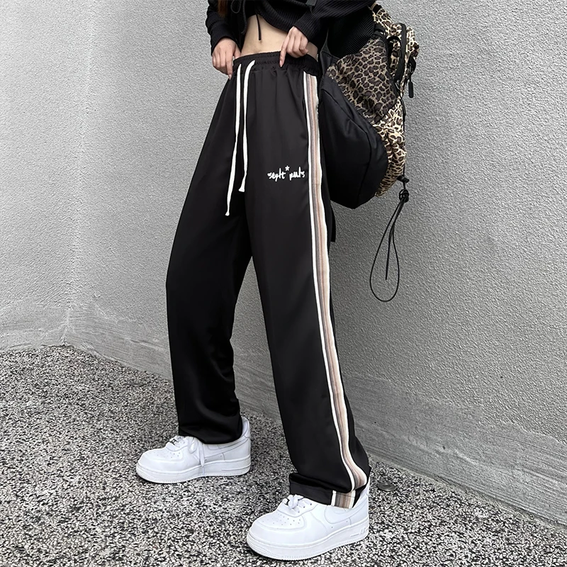 ladies cropped trousers 2022 Spring and Autumn new black loose embroidery letters casual pants straight pants INS tide pants cargo capris