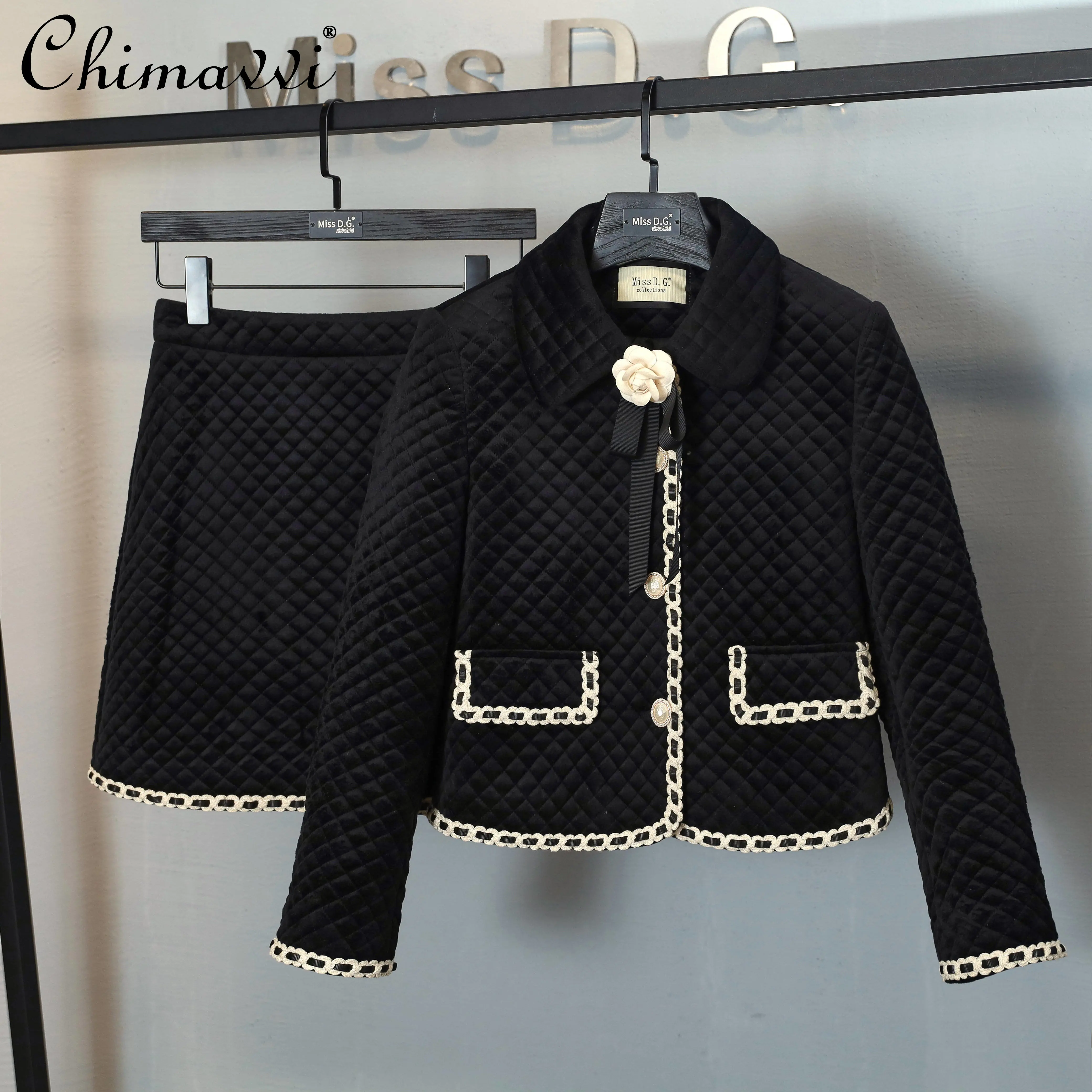 

Light Luxury Commuter Suit for Women Winter New Fashion Ladies Long Sleeves Short Coat Skirt Temperament Black Two-Piece Sets