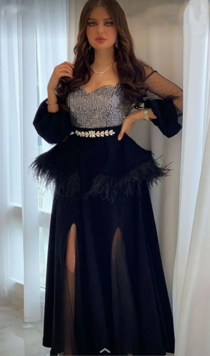 

Luxury Feathers Prom Dresses 2023 Crystal Tulle Puff Long Sleeves Floor-Length Evening Dress Vestidos De فساتين مناسبة رسمية