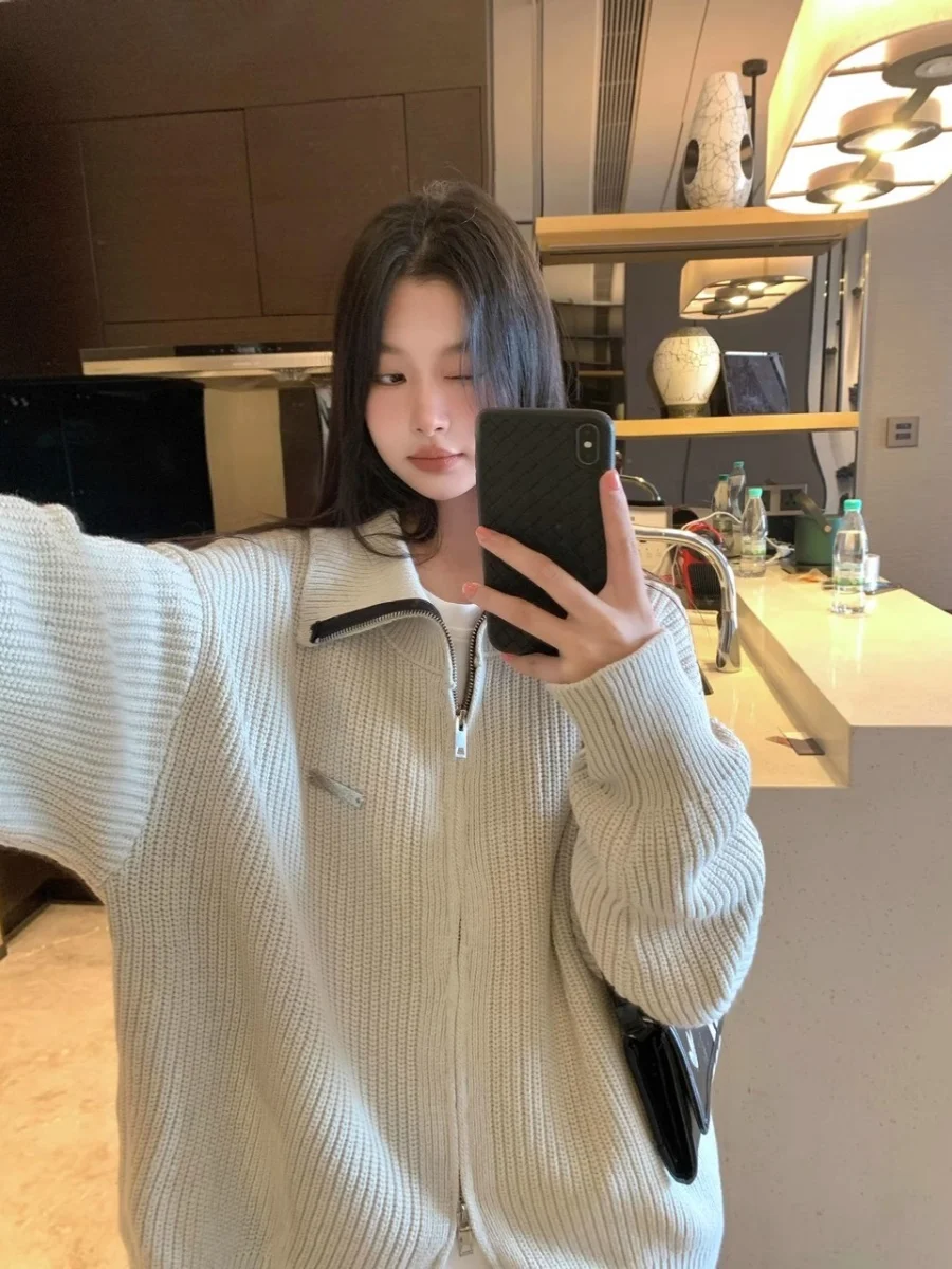 루즈핏 스웨터 가디건 루즈핏 색상 조합 칼라업 더블 지퍼 루즈핏 스웨터 가디건 니트 가디건 스웨터 가디건