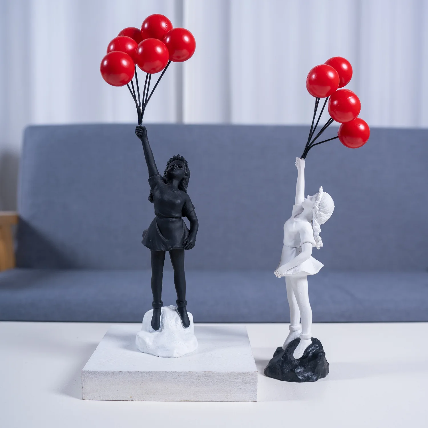 Flying Balloons Girl（GESSO BLACK Ver.） Flying Balloons Girl（GESSO BLACK Ver.）