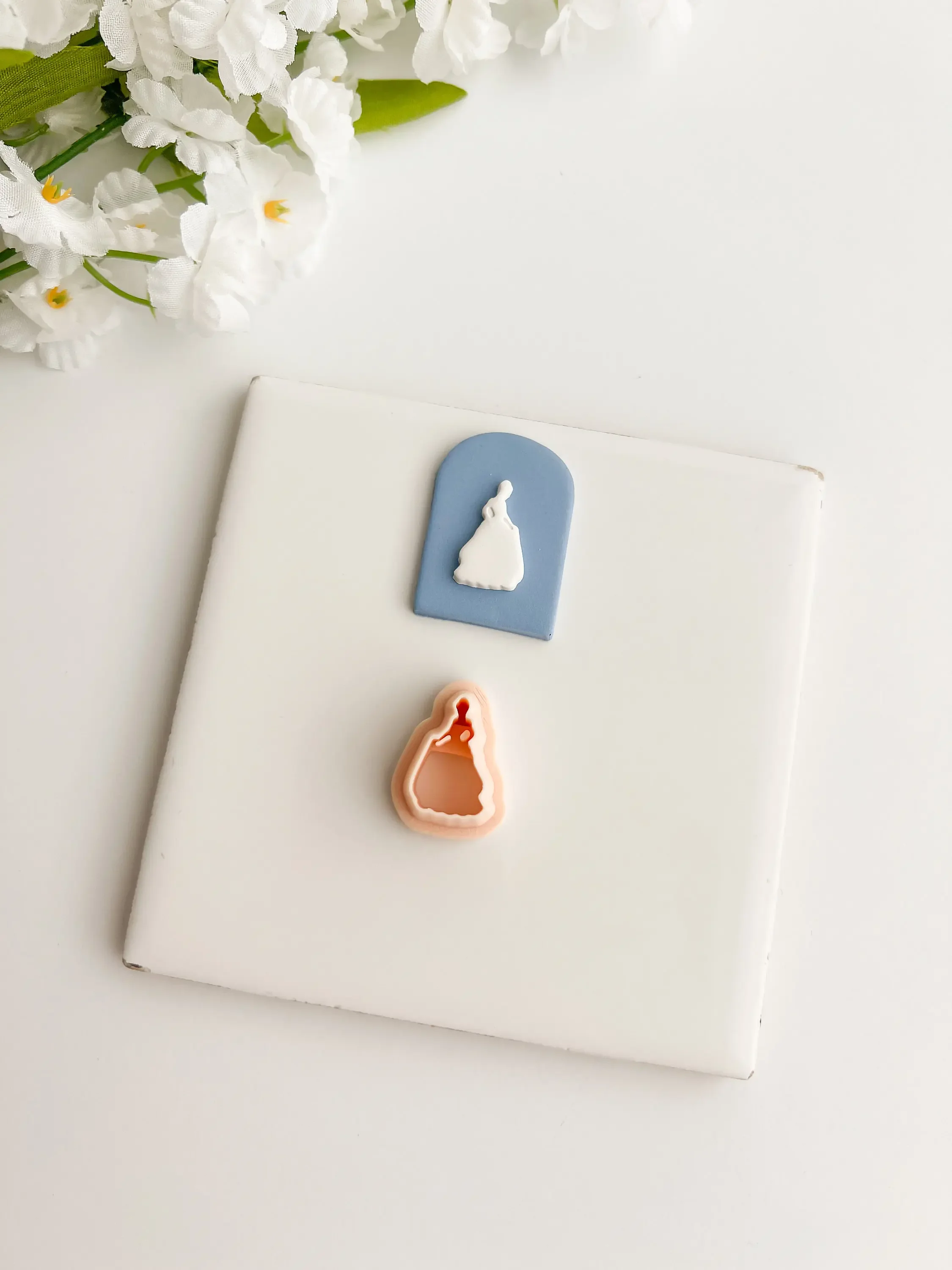 Description Picture 5 of itemPolymer Clay Earring Cutter DIY Princess Shoes Carriage Jewelry Pendant Clay Mold Soft Pottery Earrings Crafts Cutting Tools