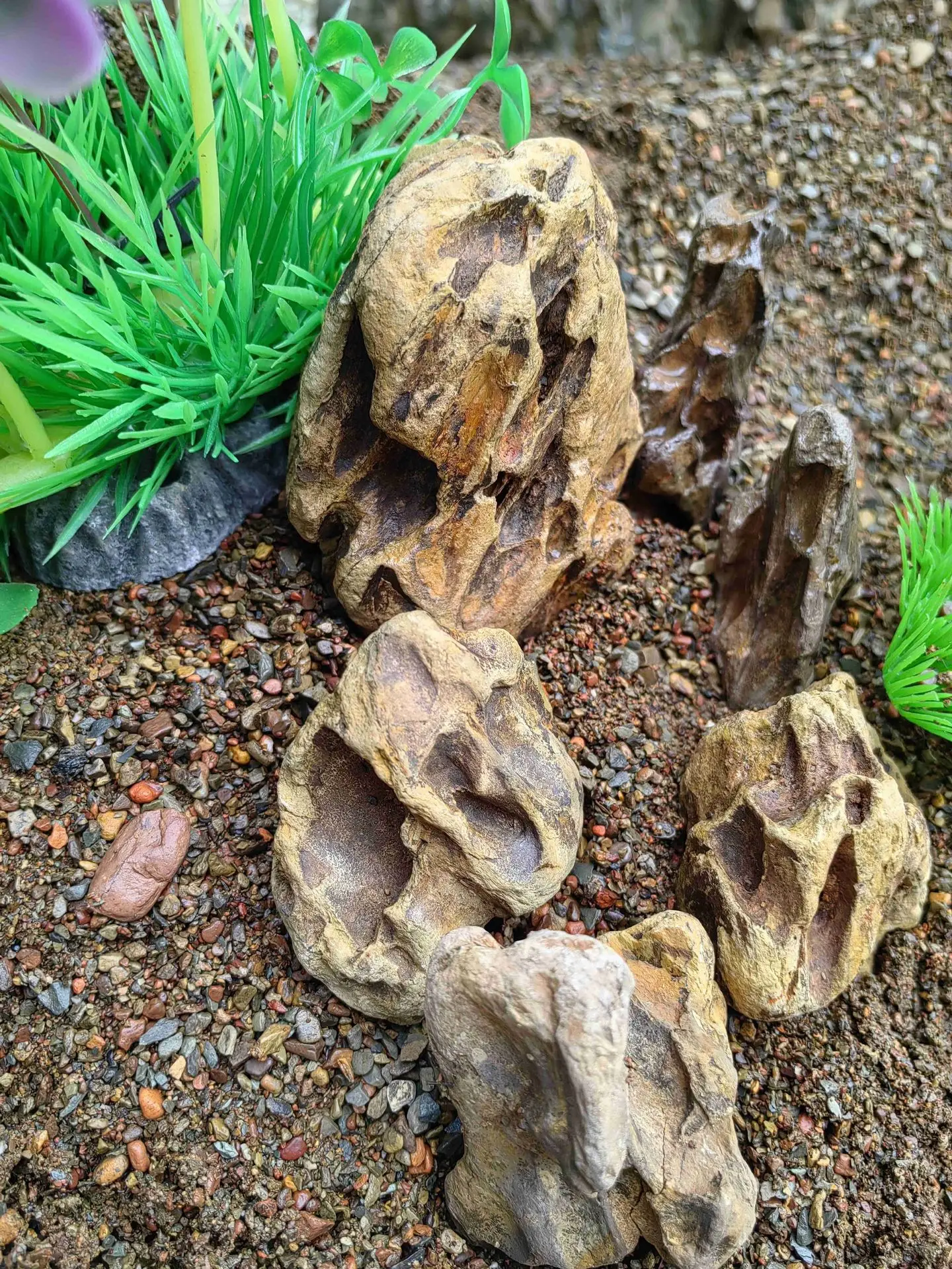 about 5-15cm about 1kg Bonsai rockery Aquatic aquarium landscaping decoration stone like Pine bark