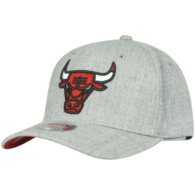  Mitchell & Ness Chicago Bulls Snapback Hat - White/Cool Grey -  Basketball Cap for Men : Sports & Outdoors
