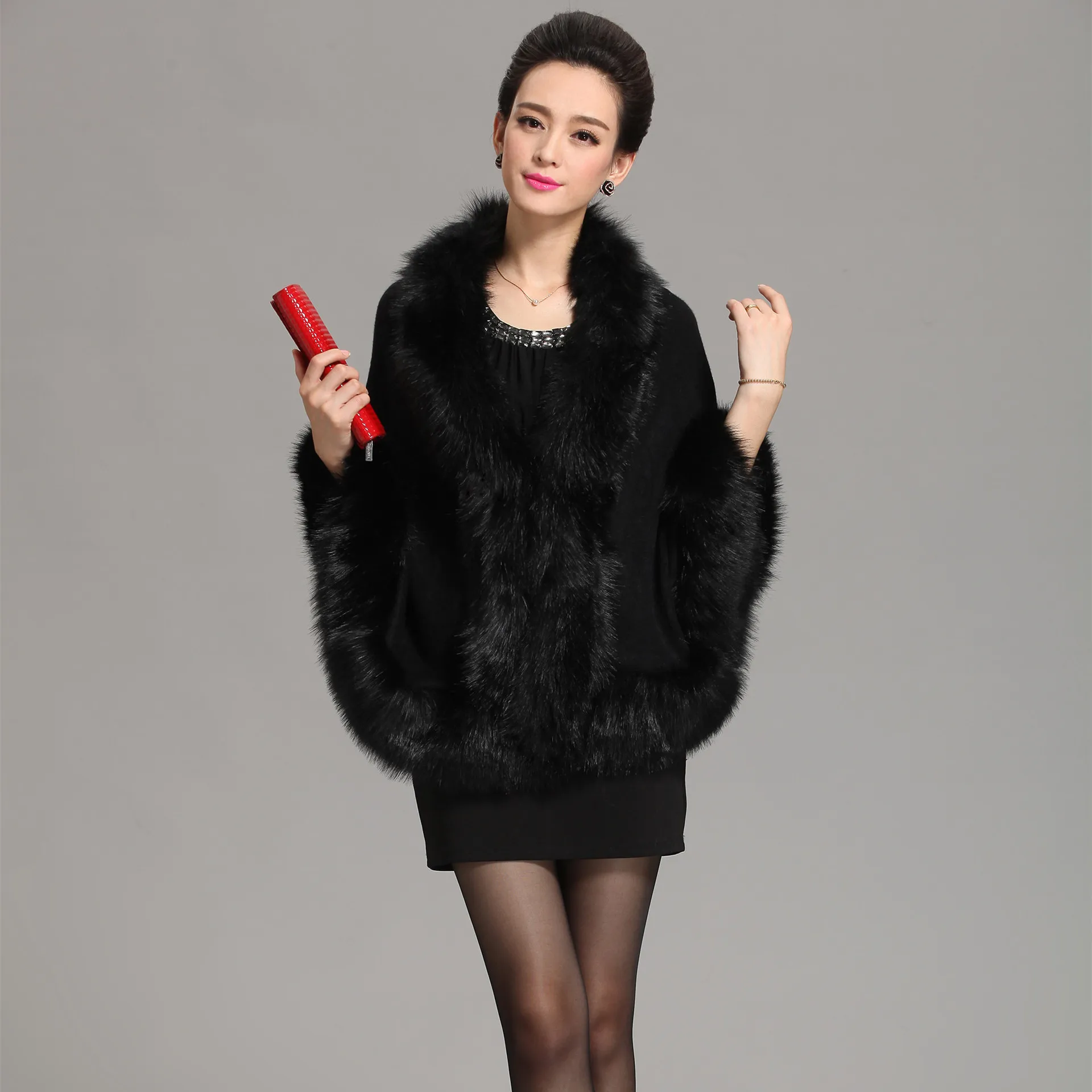Wedding Party Dress Poncho Shawl Cape Big Faux Fox Fur Collar Embossed Cloak Open Stitch Loose Knitwear Outer Streetwear Coat