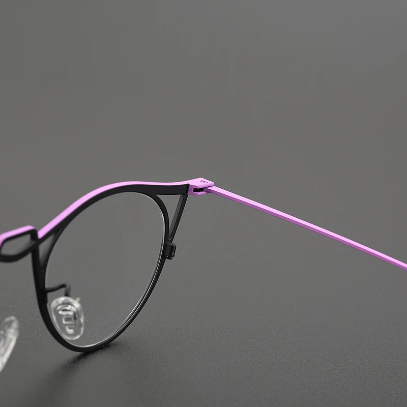 Nobler Titanium Eyeglasses Image 19