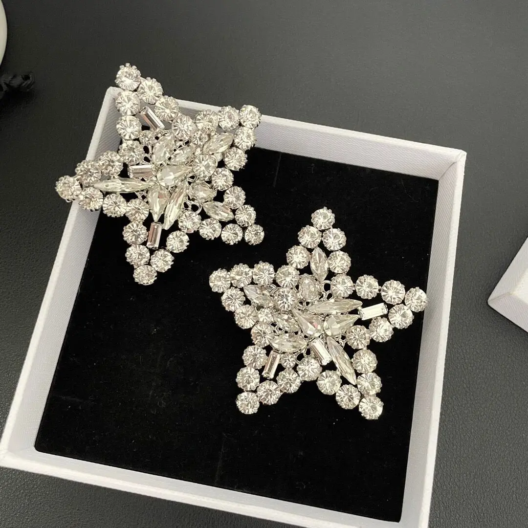 

Five-Pointed Star Fashion Atmosphere Ear Clip For Women Aretes De Mujer Pendientes Boucle D’Oreille Orecchini Oreja