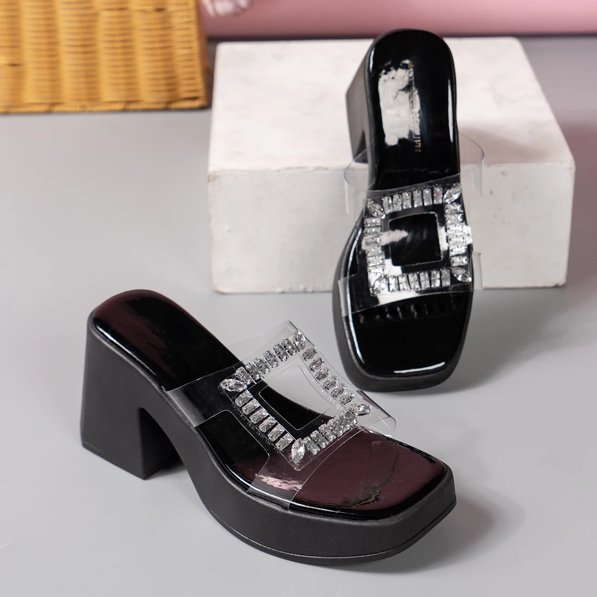 New Women Platform Wedges Ssandals High Heels Shoes  Summer Flip Flops Beach Sandals Femme Designer New Dress Crystal Slides