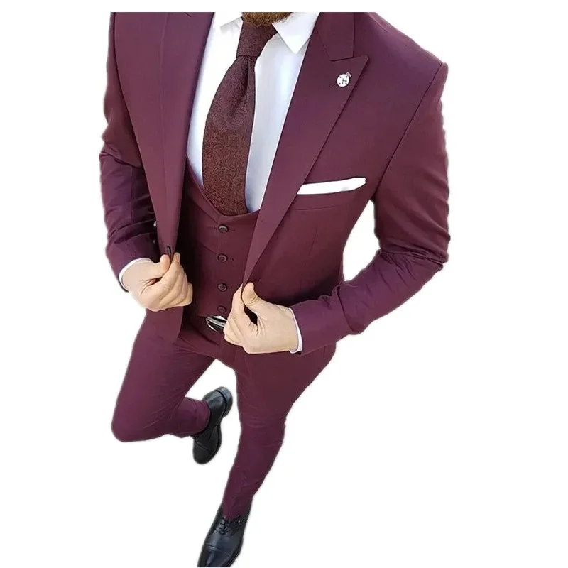 Brand New Burgundy Groom Tuxedos Peak Lapel Groomsmen Mens Wedding Dress Fashion Man Jacket Blazer 3Piece(Jacket+Pants+Vest)