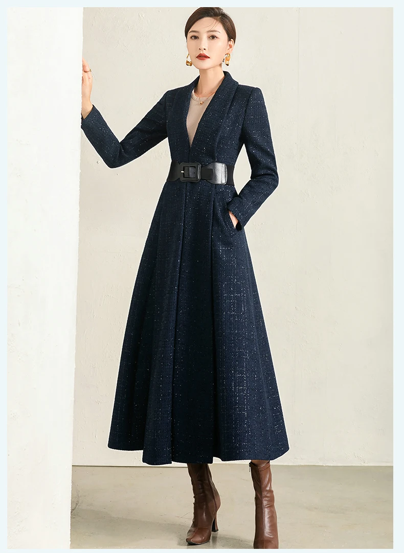 Blue Plaid Wool Coat Image 14