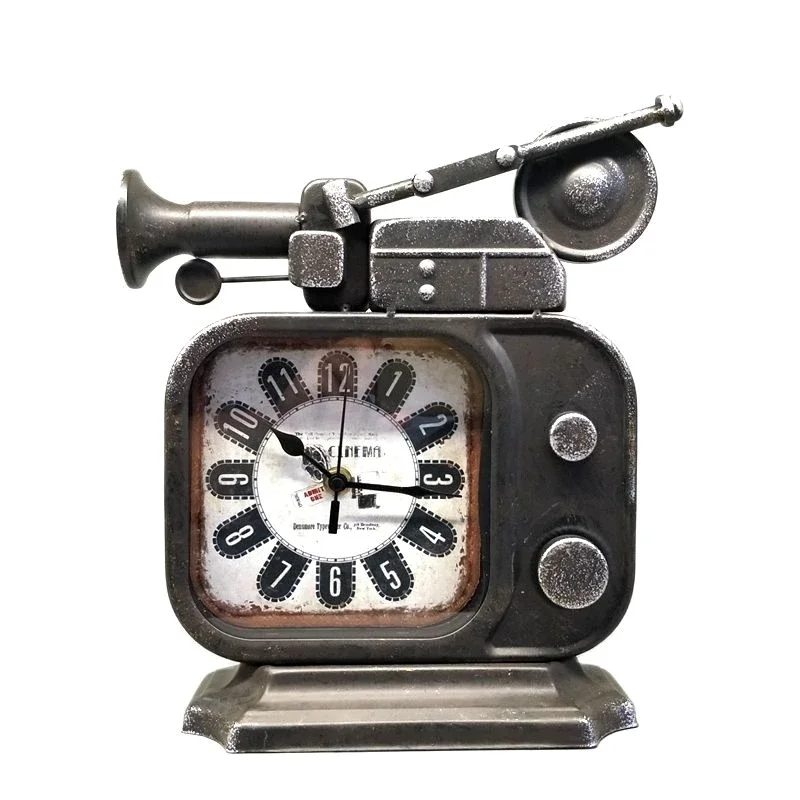 

Vintage Metal Film Projector Model Table Clock Decorative Iron Art Bioscope Clock Nostalgia Miniature Ornament Cafe Handcraft