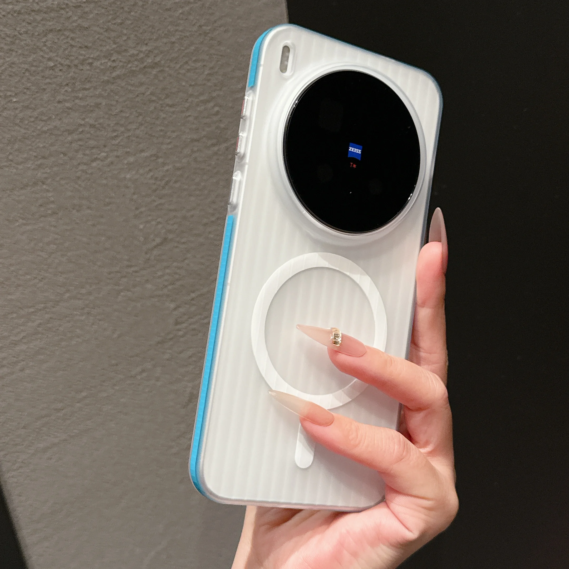 Frosted Transparent Stripe Magnetic Phone Case with Rugged PC Hard Cover