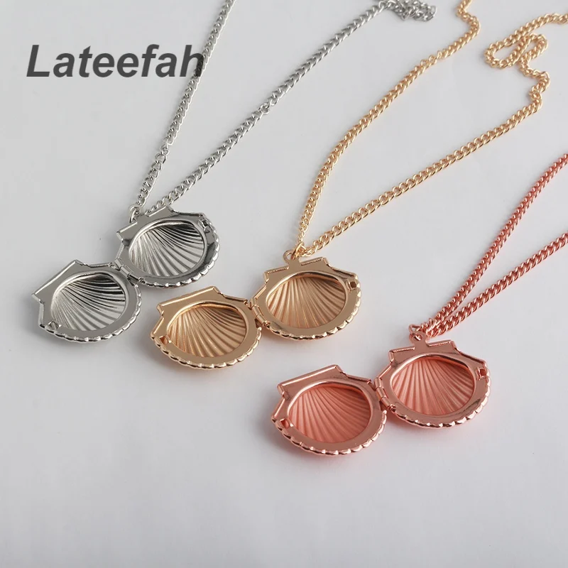 Lateefah Locket Memory Photo Picture Engrave Friendship Couples Custom Name Stainless Steel Photo Frame Shell Locket Necklace