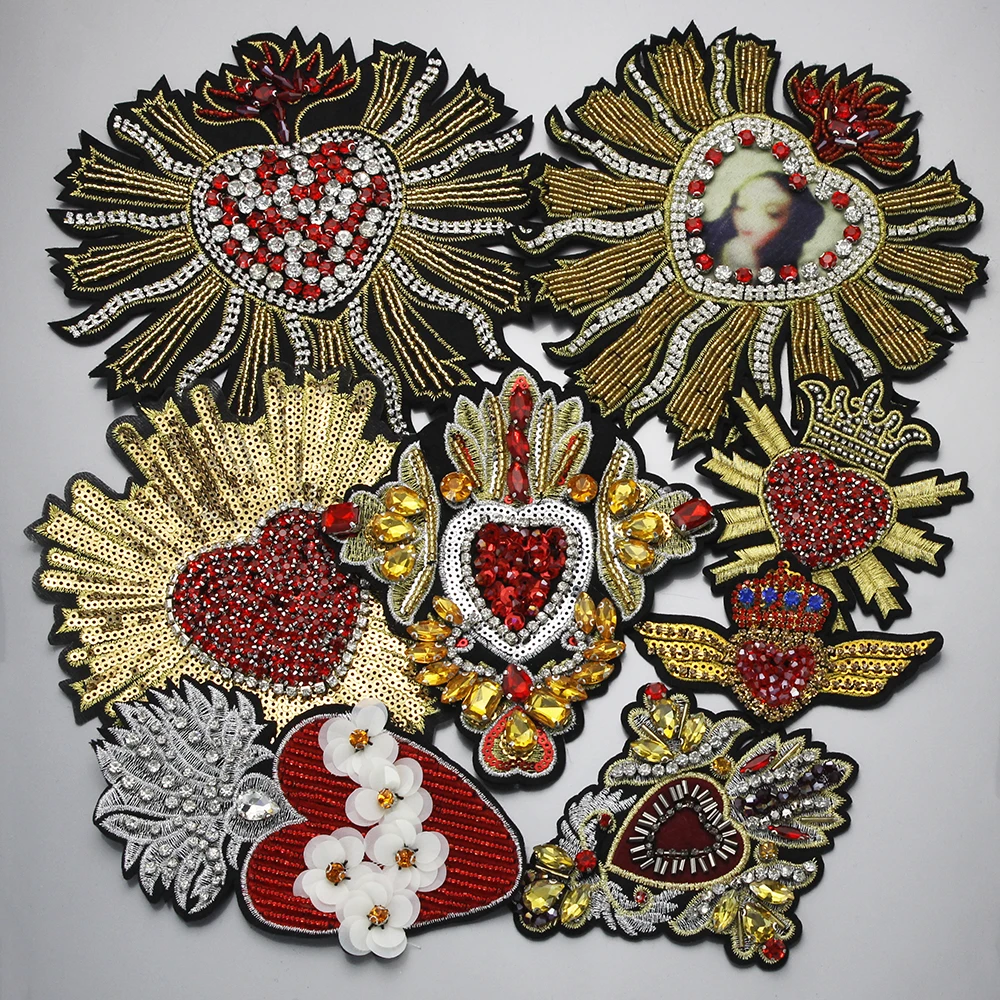 EMDOMO Toppa Ricamata A Cuore Con Strass, In Seta Indiana: Applique Multicolore 7x10 Cm. Per Abiti, Borse, Cappelli, Fai Da Te E Scrapbooking.