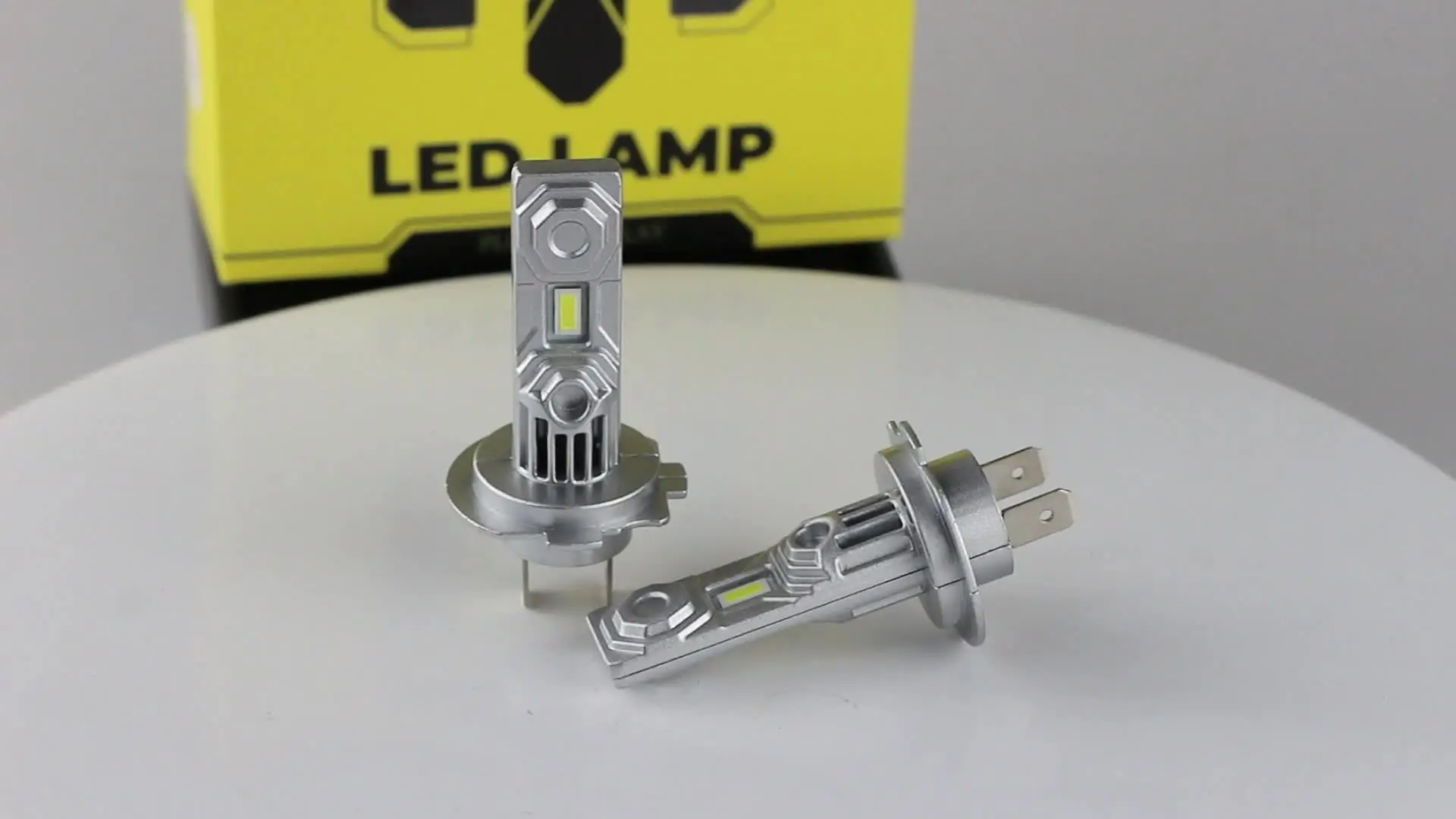 Ampoule Xenon D2S pour Mini R50 R53