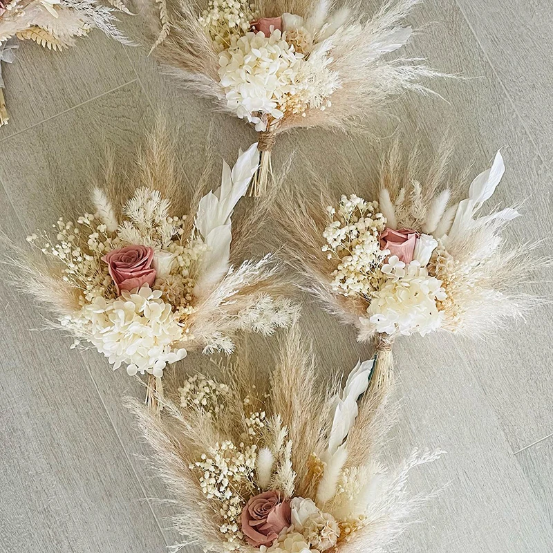 Pampas Grass Bohemian Style Wedding Bouquet Bride Holding Flowers Bridesmaid Holding Rose Dry Flower Arrangement Home Decoration