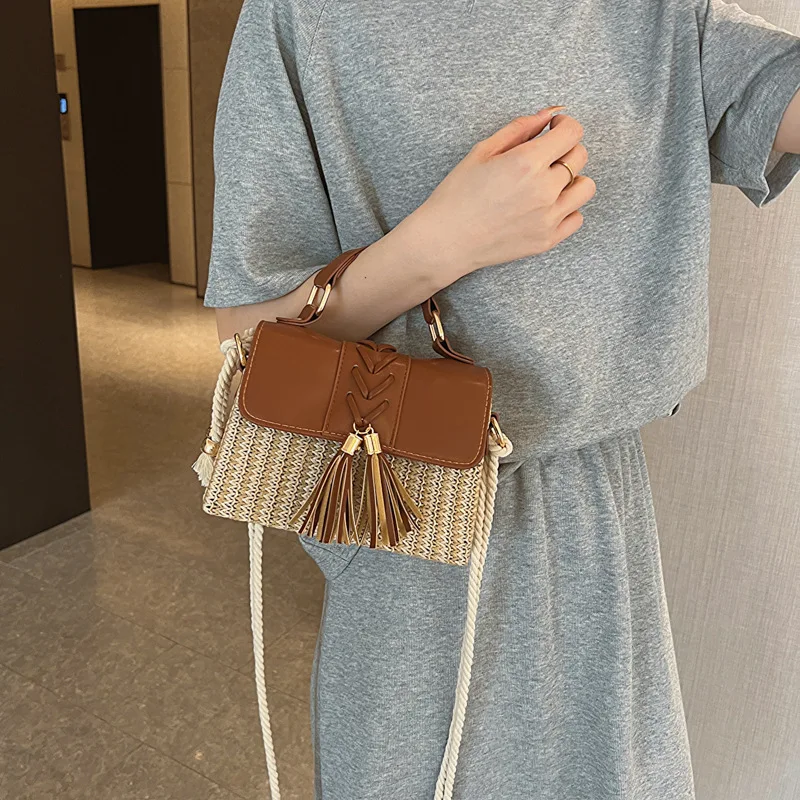 Summer Rattan Straw Square Box Handbag Trendy Fashion Tassel Straw Purse Handbag Beach bag For Ladies