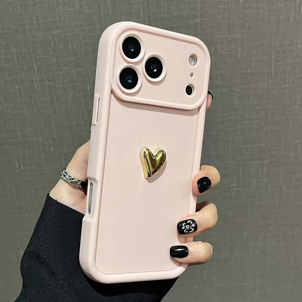 Elegant 3D Gold Love Heart Silicone Phone Case - Soft and Stylish Cover