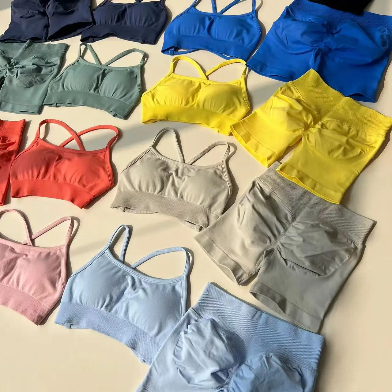 Seamless Cross Sports Bra Gym Top Women Training Running Yoga Bra Stretch Sports Underwear Fitness Workout Tank Tops