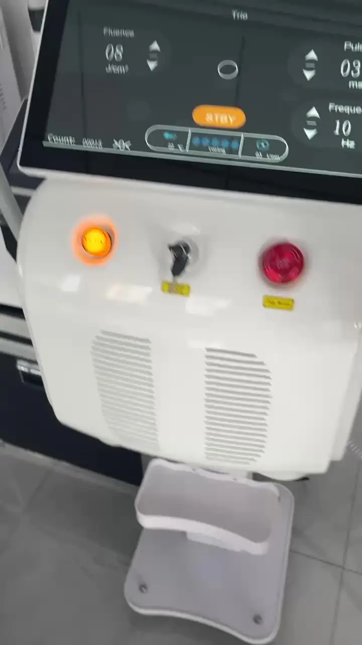 emszero Diode Laser Machine 808nm для эпиляции лица и тела