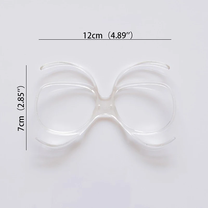 Front view of ski goggles myopia frame insert