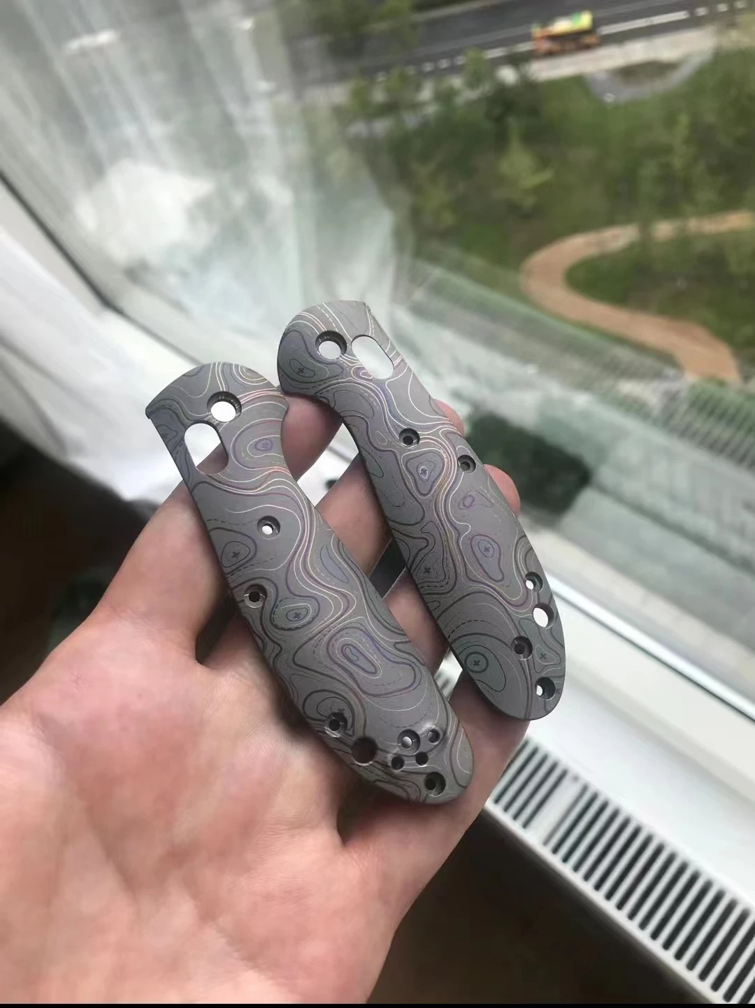 

1 Pair Custom Made Titanium Scales Handle Scale DIY for Benchmade 556