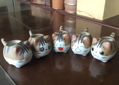 Description Picture 5 of itemBalcony Decor GiftCute Mini Cat Ceramic Flower Pot Small Cartoon Planter Bonsai Cactus  Home Garden Desktop Succulent Plants