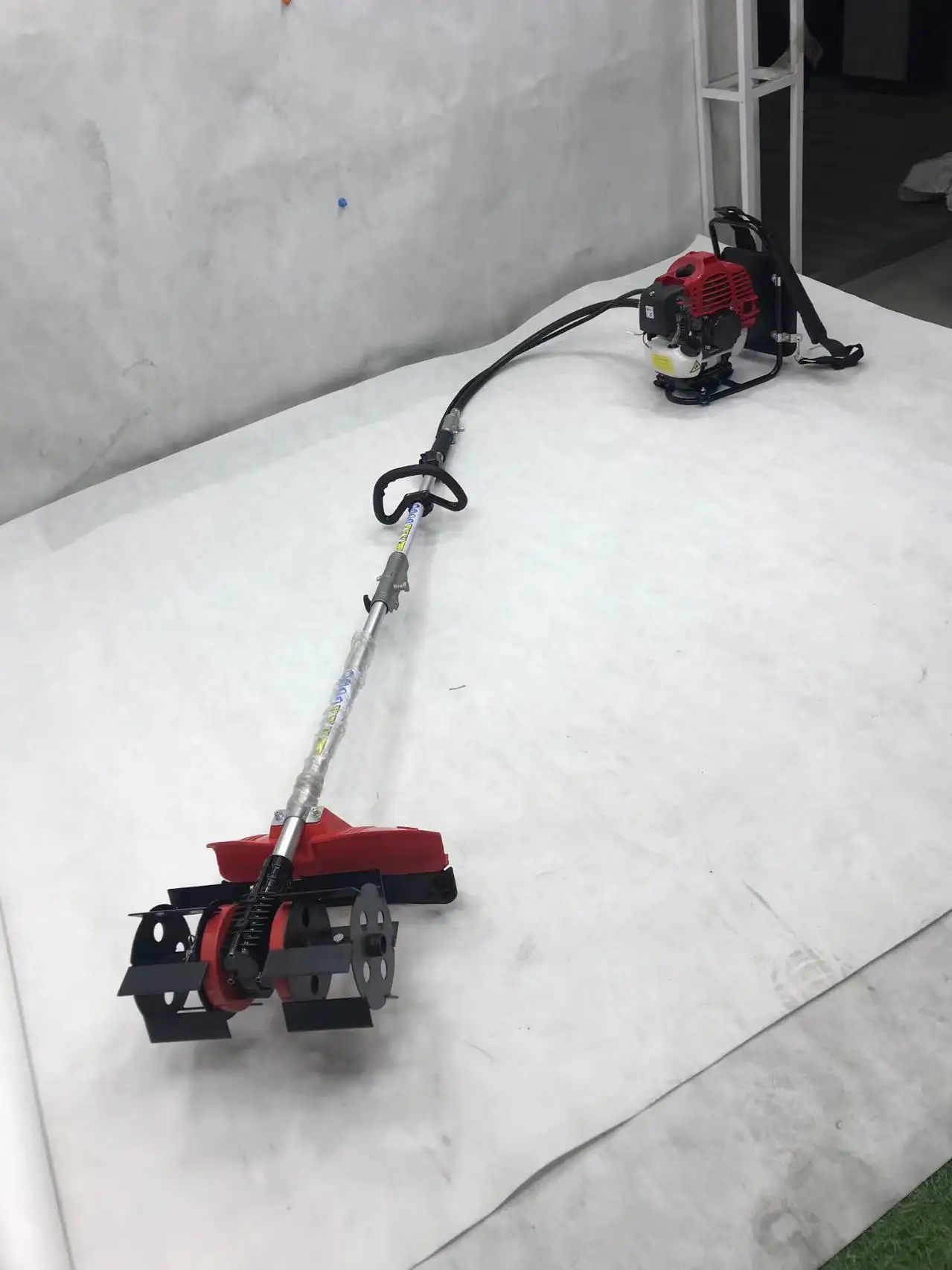 

42.7cc Side Mounted Lawn Mower YQTU43-S Multi Function Anti Winding Lawn Mower Gasoline Lawn Mower