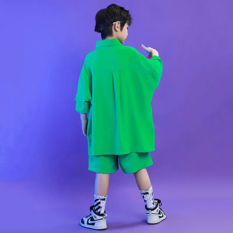 Рисунок 5 - Футболка с коротким рукавом и шорты