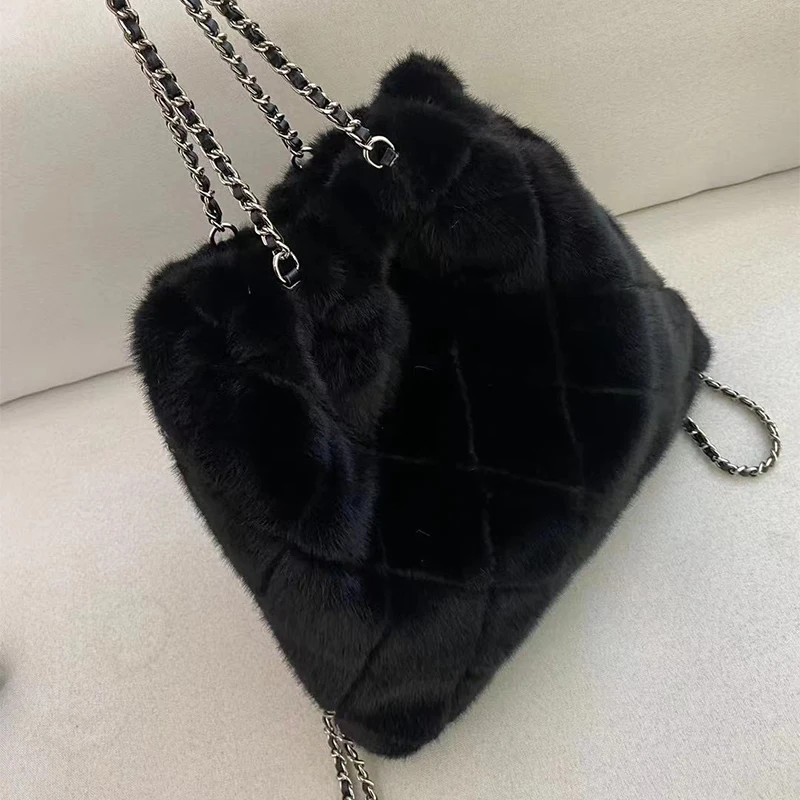 Trendy Handbags For Women Luxury Designer Diamond Lattice Lambswool Lady Totes Fashionable Shoulder Crossbody Purse Backpack