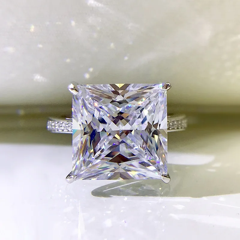 

S925 Sterling Silver Hand Jewelry Princess Square 12 * 12 High Carbon Diamond 15.5 Carat Ring Creative Hot Sale