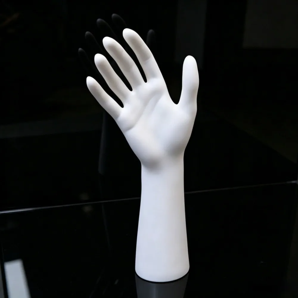 Accessorio di Moda, Mano di Manichino Realistica, Espositore Multiuso Durevole, Modello di Mano Finta Portatile e Pratico per Showroom - immagine 3