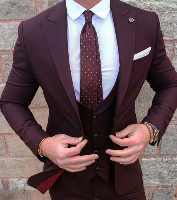 (Jacket+Pant +vest)Burgundy Mens Suits Groom Wear Tuxedos 3 Piece Wedding Suits Groomsmen Best Man Formal Business Suit For Men casual blazer Suits & Blazer
