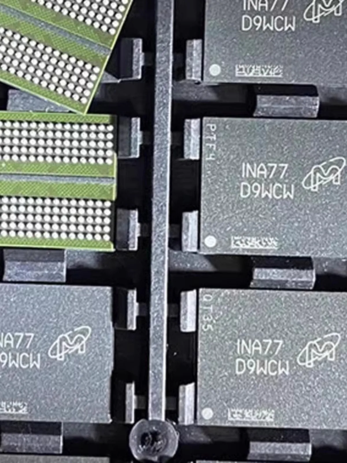 New Original Authentic DDR6 MT61K256M32JE-14:A D9WCW D9WCR D8BWW