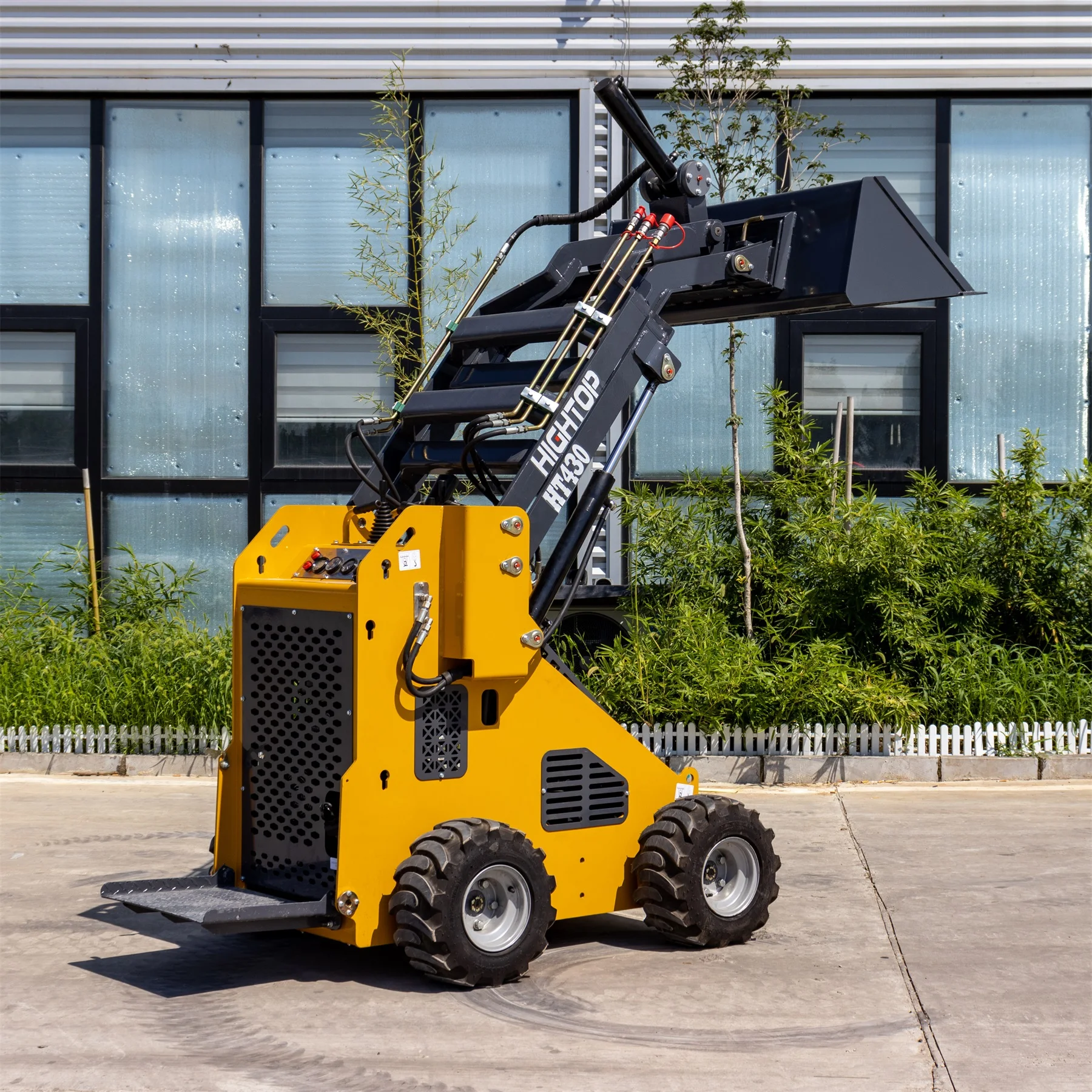 Mini chargeur diesel Skid Steer Jane, Big Flow, 23HP, E27 Auto Droeling Flood, certifié CEC