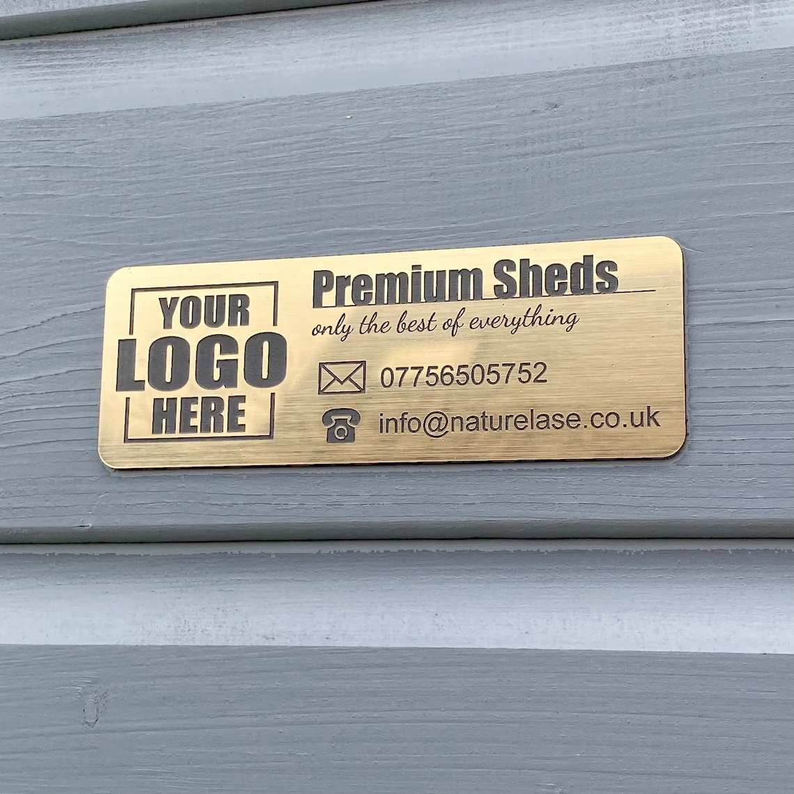 Esempio di targhetta identificativa in acciaio inox stampata a colori