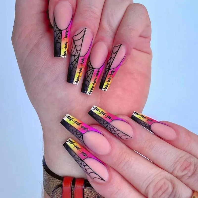 24pcs Press on Nails Punk Black White Patchwork Fire Pattern Long Coffin False Nails Ballerina Fake Nail Art Manicure Full Tips