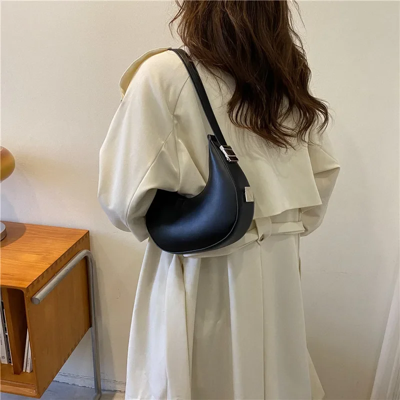 Stylish Luxury Design PU Leather Hobo Shoulder Bag Women Small Clutch Handbag Purse Female Underarm  Bag for Daily Use Tote Bag