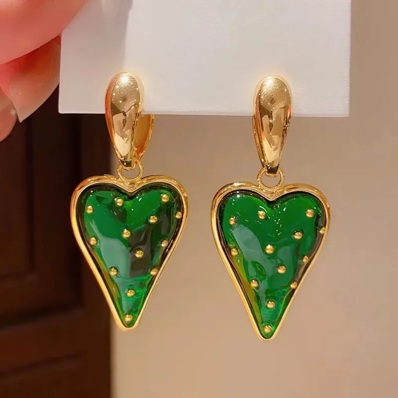 

Retro Exaggerated Baroque Love Strawberry Women's Earrings 2023 Fashion New Fruit Series Leisure Holiday Jewelry Ear Accessories