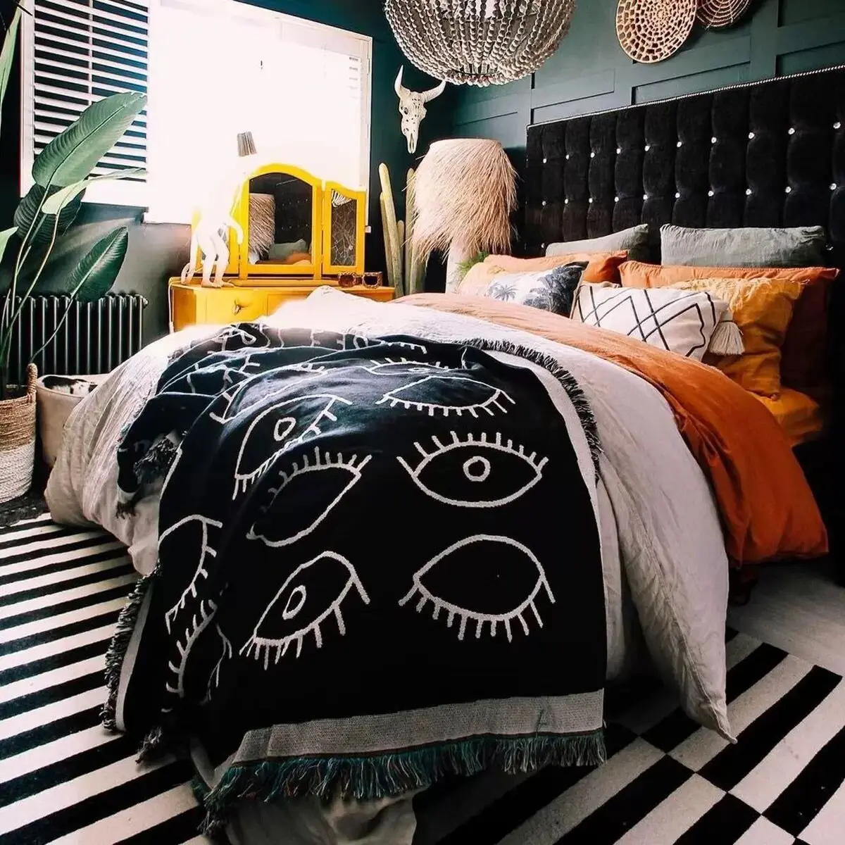 

Black Eye Tassel Thread Blanket Cotton Home Textile Throw Blanket Tapestry 125x150cm YinYang Camping Casual Sofa Cover Bedspread